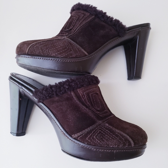 Vintage Coach Brown Suede Leather Mules - Picture 14 of 15
